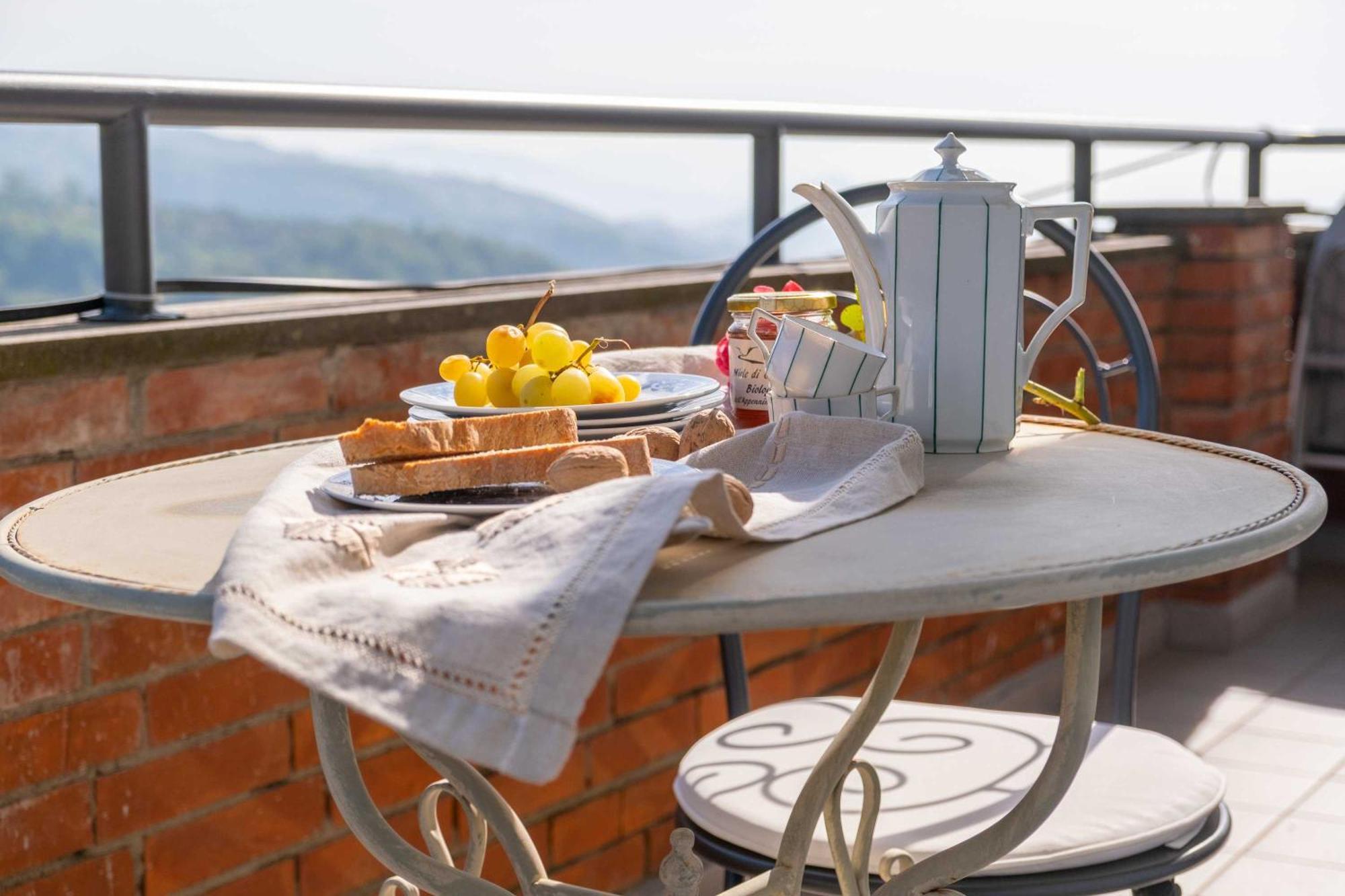 Agriturismo Irto Colle Massa e Cozzile 外观 照片